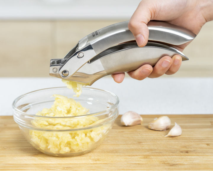 Garlic Crushing
