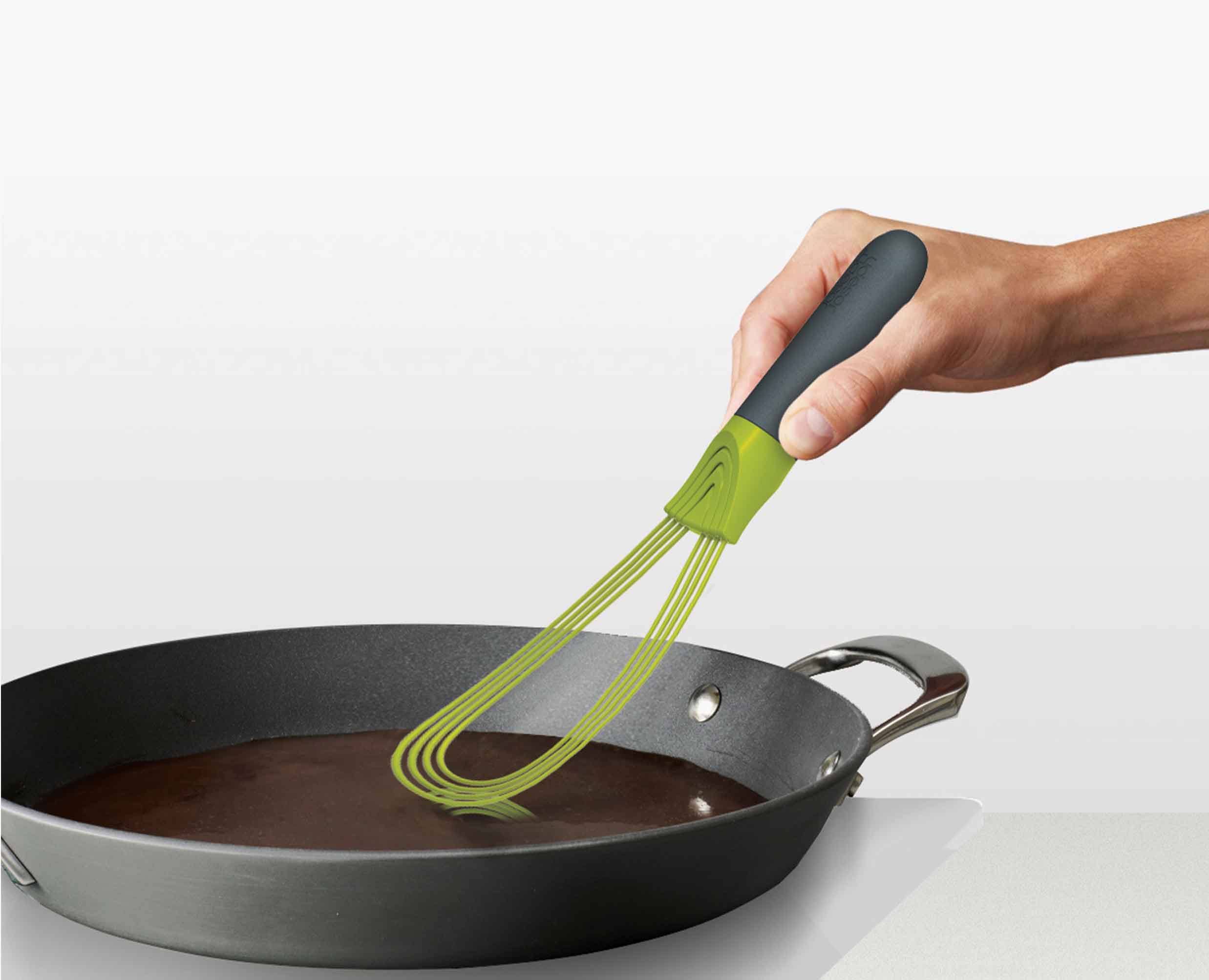 Twist™ 2-in-1 Green Whisk