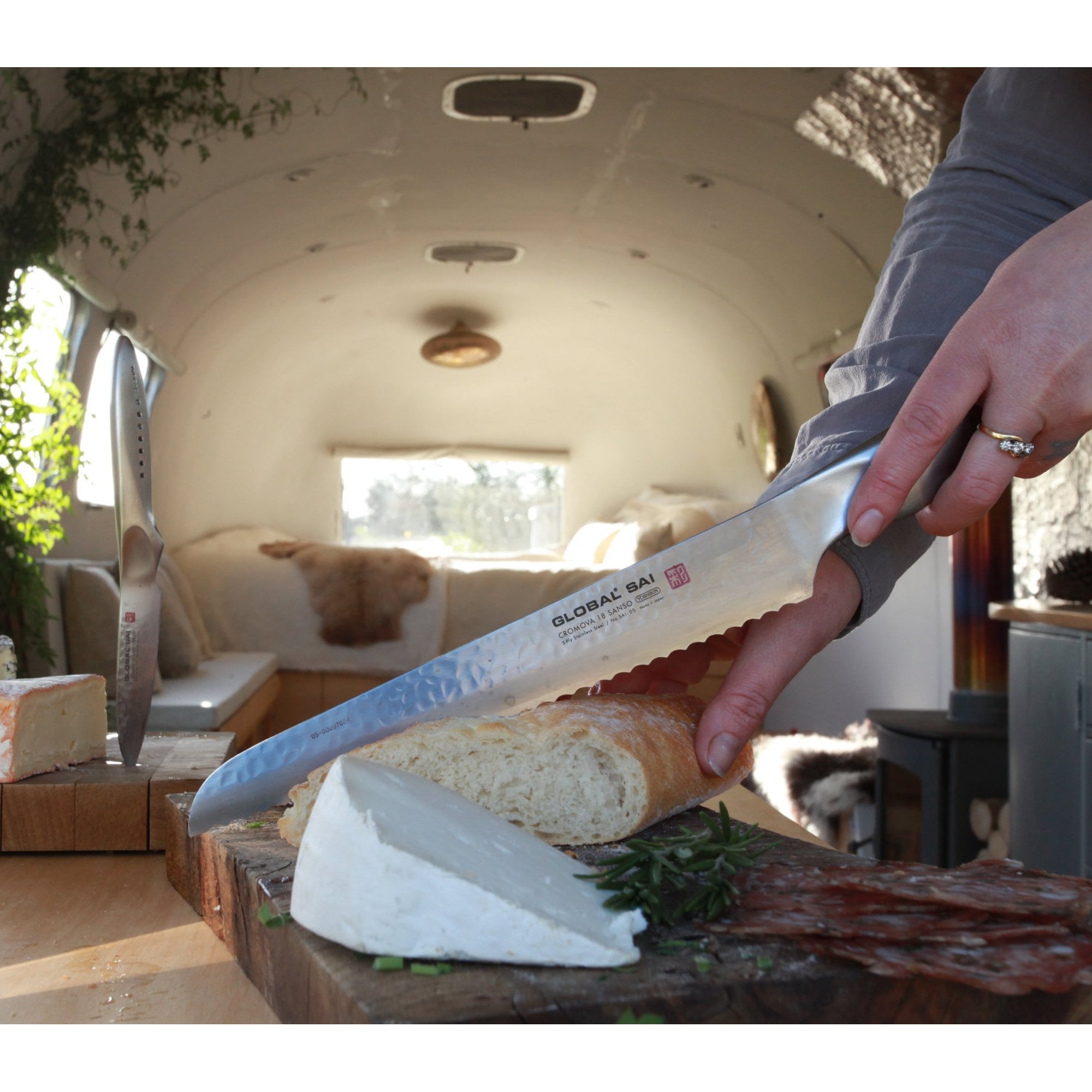 SAI-05 Bread Knife 23cm
