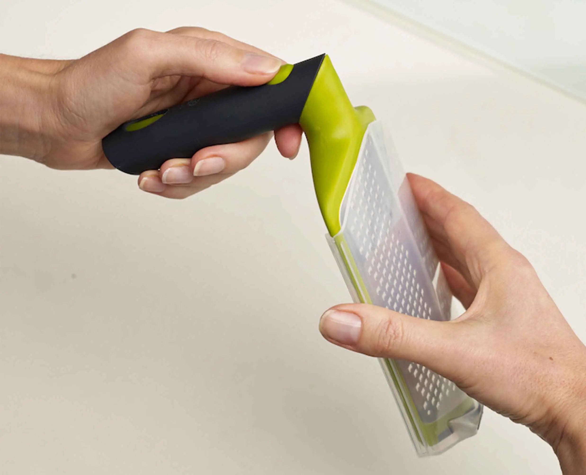 Twist Grater™