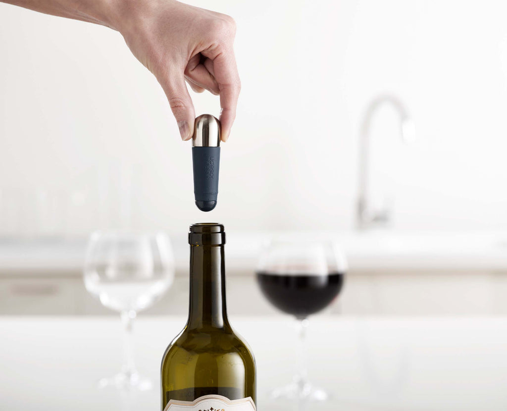 BarWise™ Twist-lock Wine Stoppers