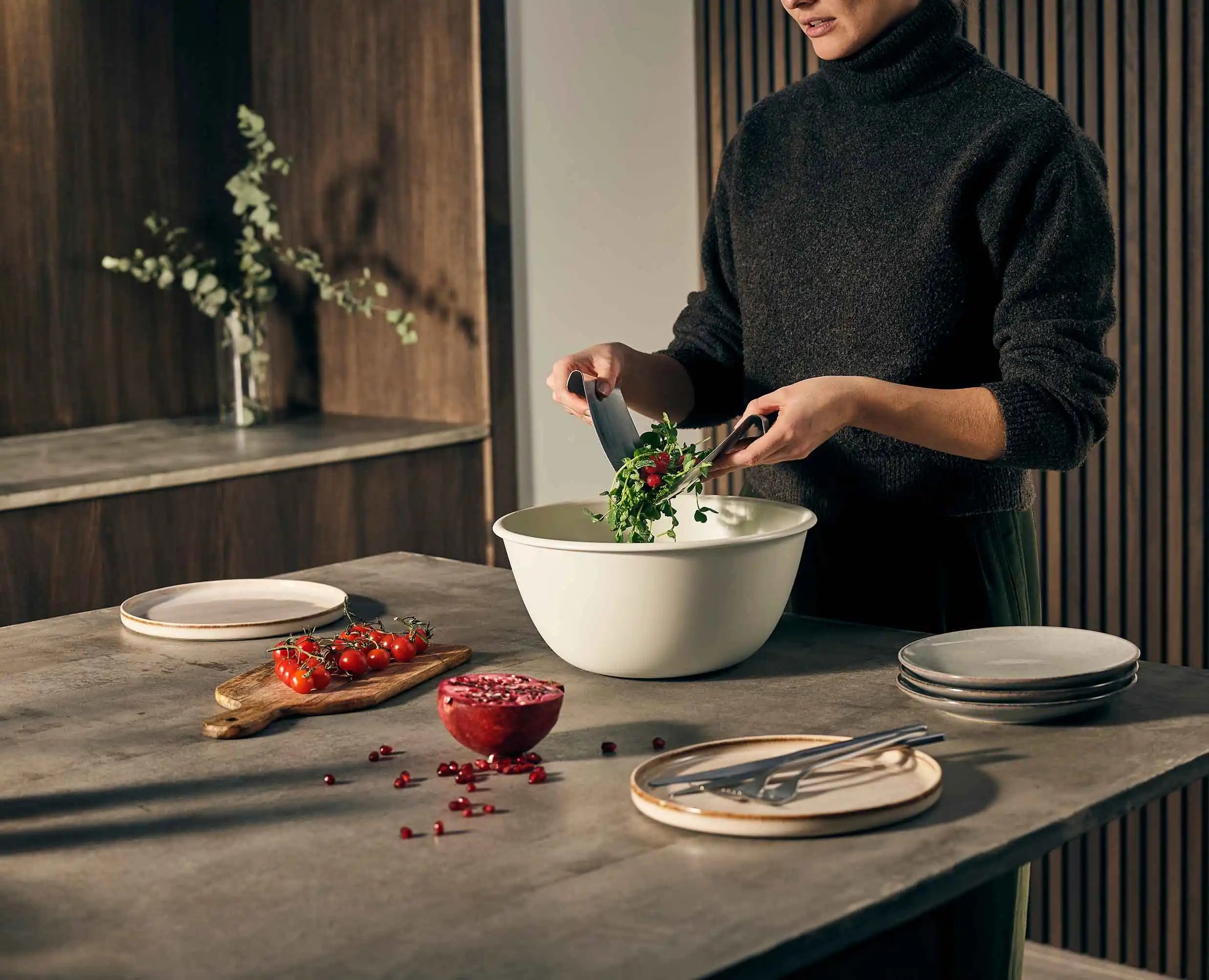 Uno™ Salad Bowl & Servers Set