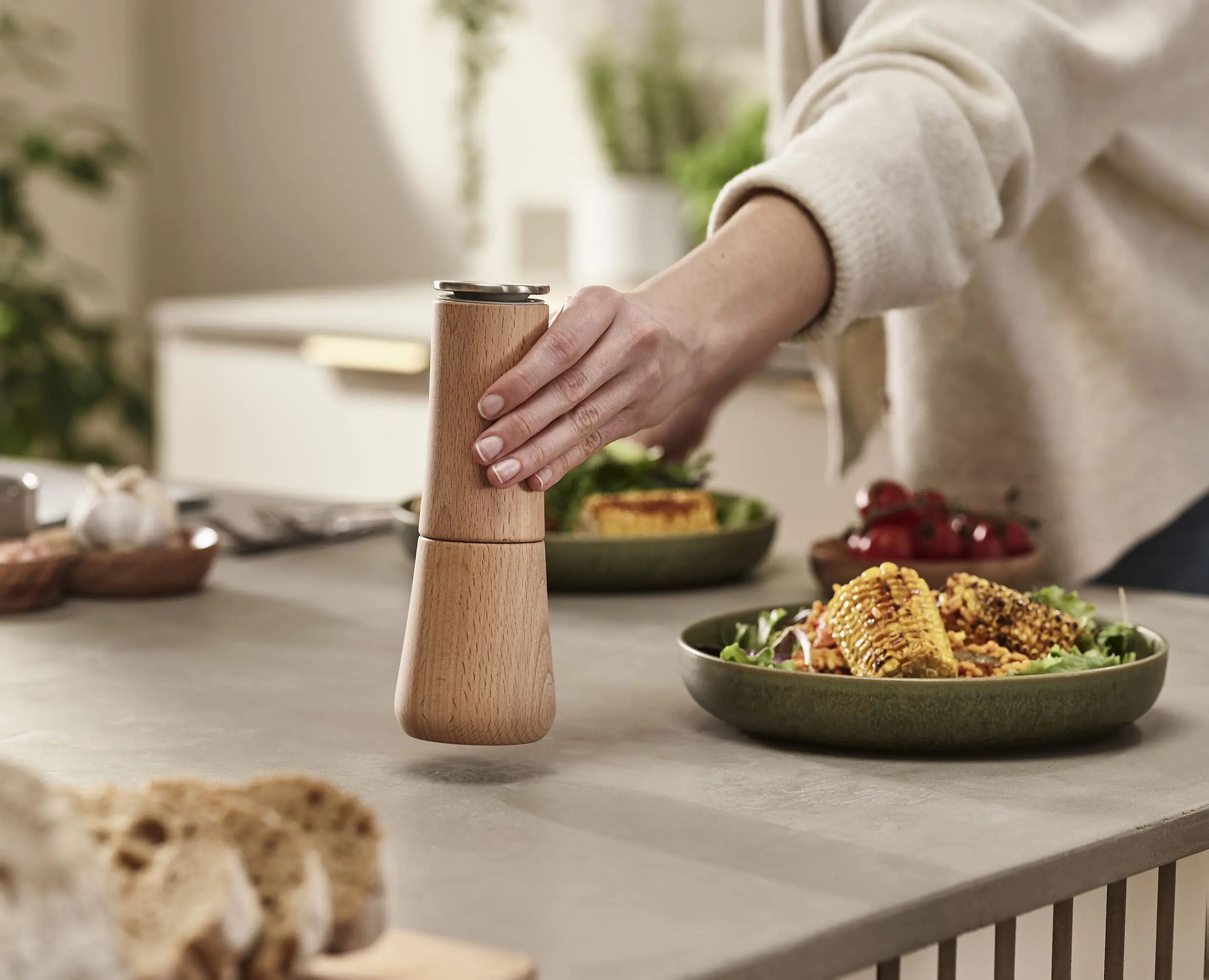 Milltop™ Wood Salt Mill