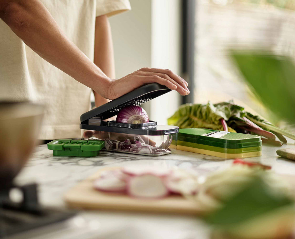 Multi-Prep™ Compact Multicolour 4-piece Grater & Slicer