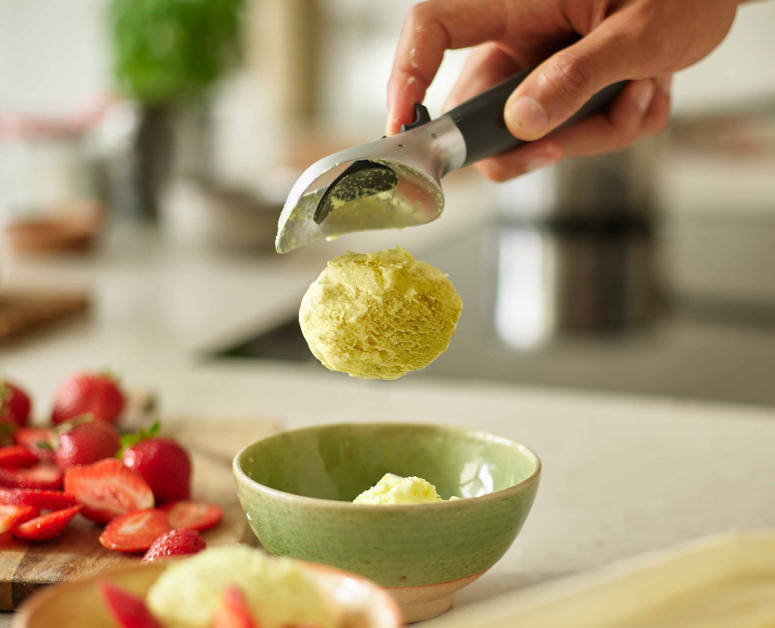 Elevate™ Grey Ice-cream Scoop