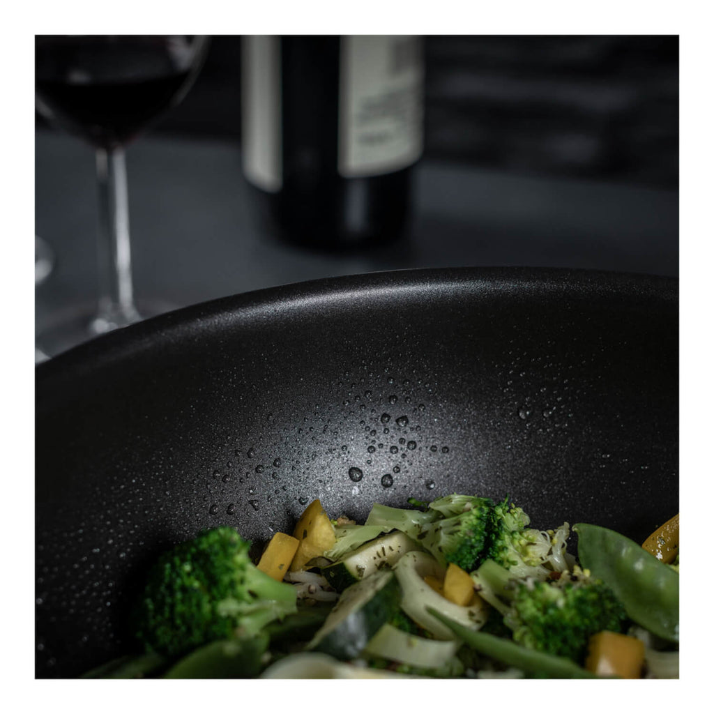 Kuhn Rikon Culinary Fiveply 28cm Non-Stick Wok/Chef's Pan with Lid & Helper Handle