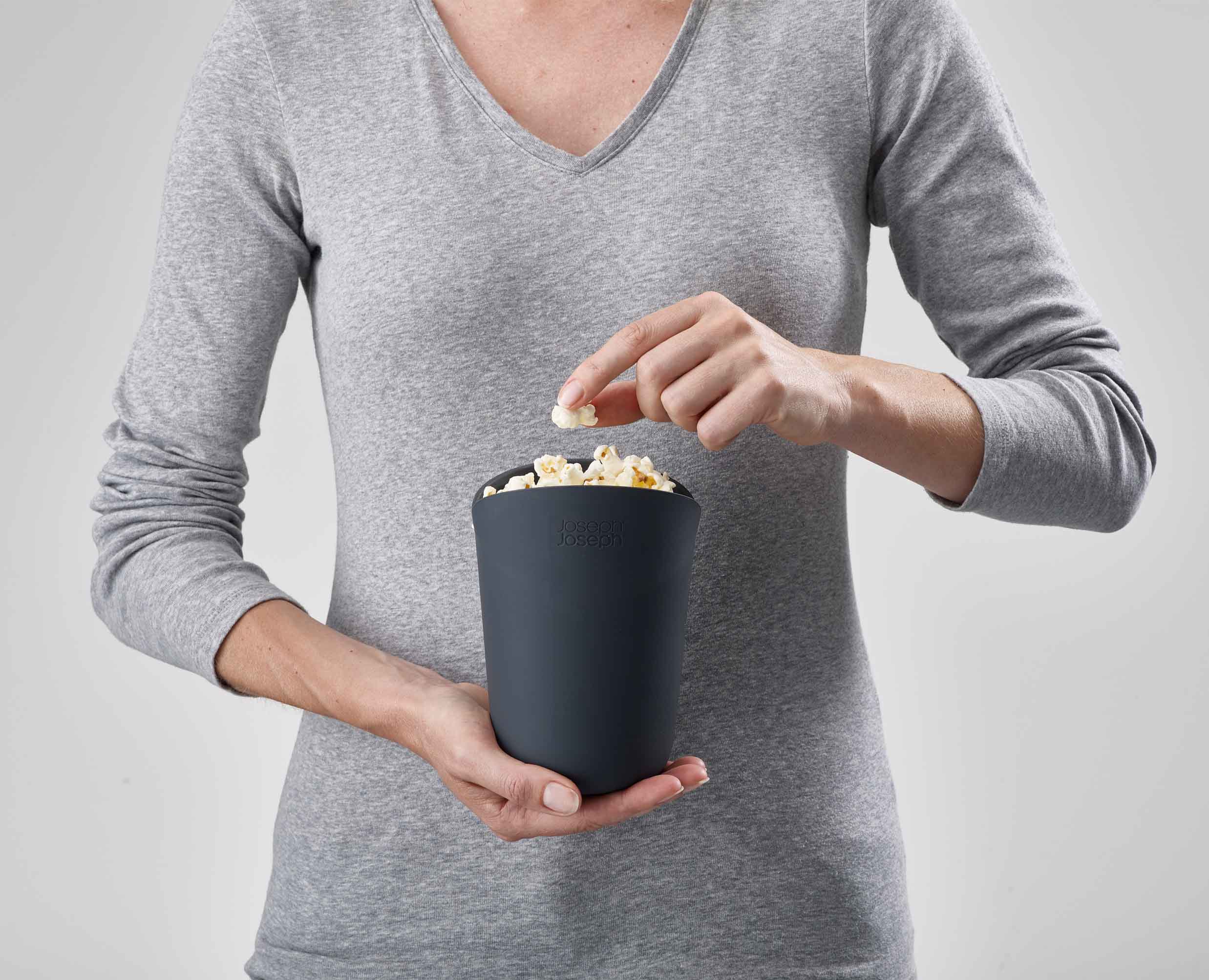 M-Cuisine™ 2-piece Orange Popcorn Maker Set