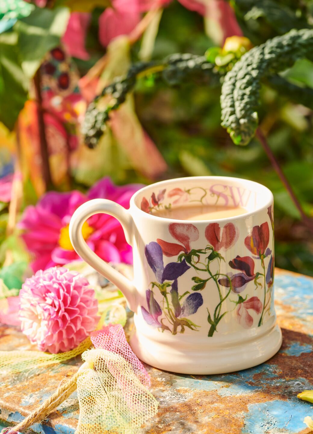 Emma Bridgewater Flowers Sweet Pea Multi 1/2 Pint Mug