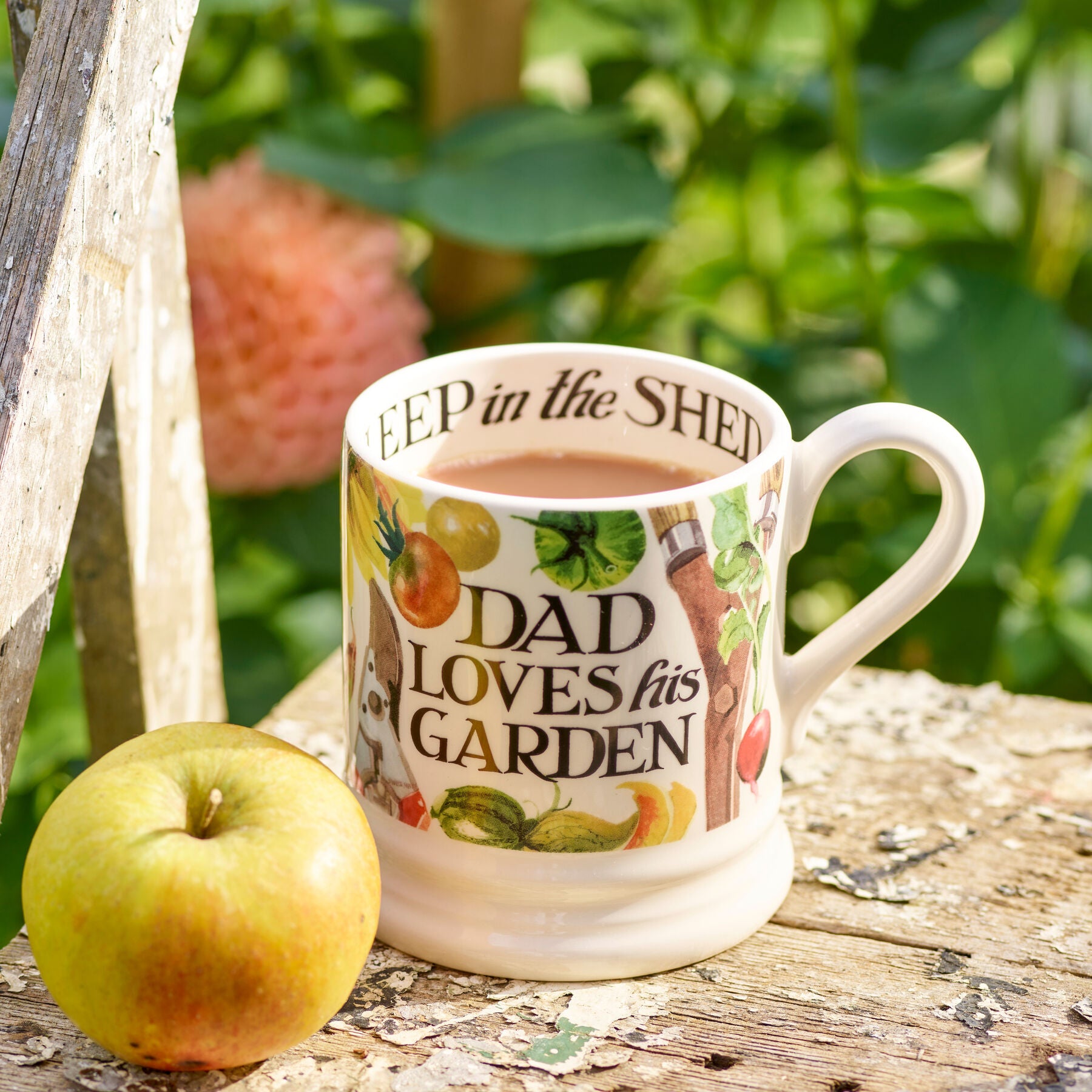 Emma Bridgewater Dad Loves His Garden ½ Pint Mug