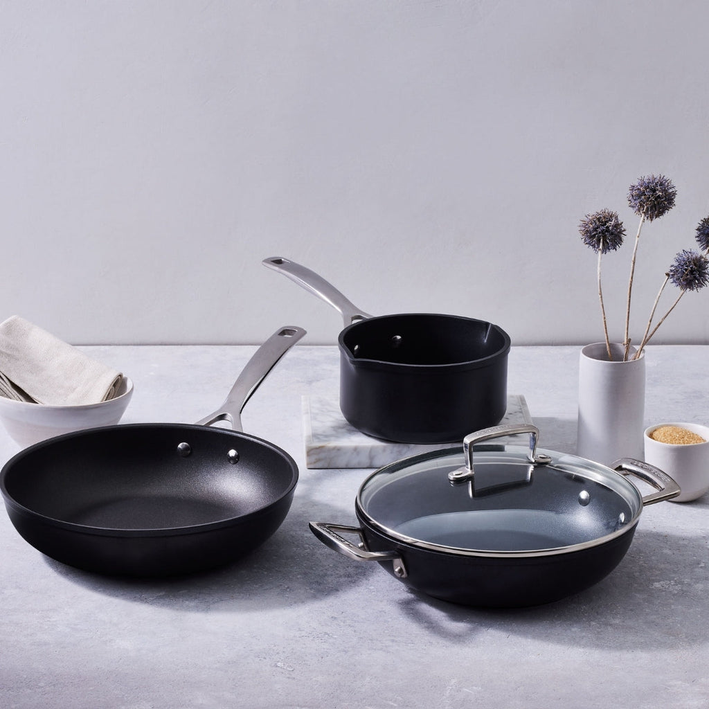 Le Creuset Toughened Non - Stick Milk Pan Non - Stick 16cm