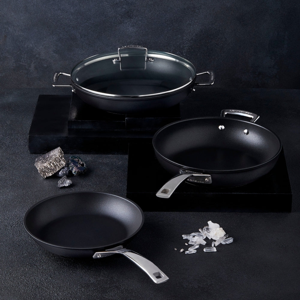 Le Creuset Toughened Non - Stick Shallow Casserole with Lid - 26cm