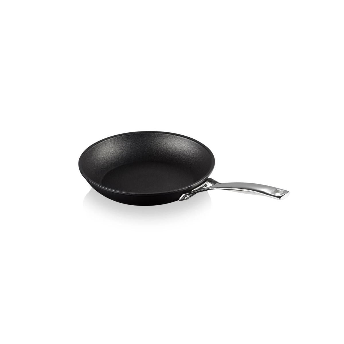 Le Creuset Toughened Non - Stick Shallow Frying Pan 20cm