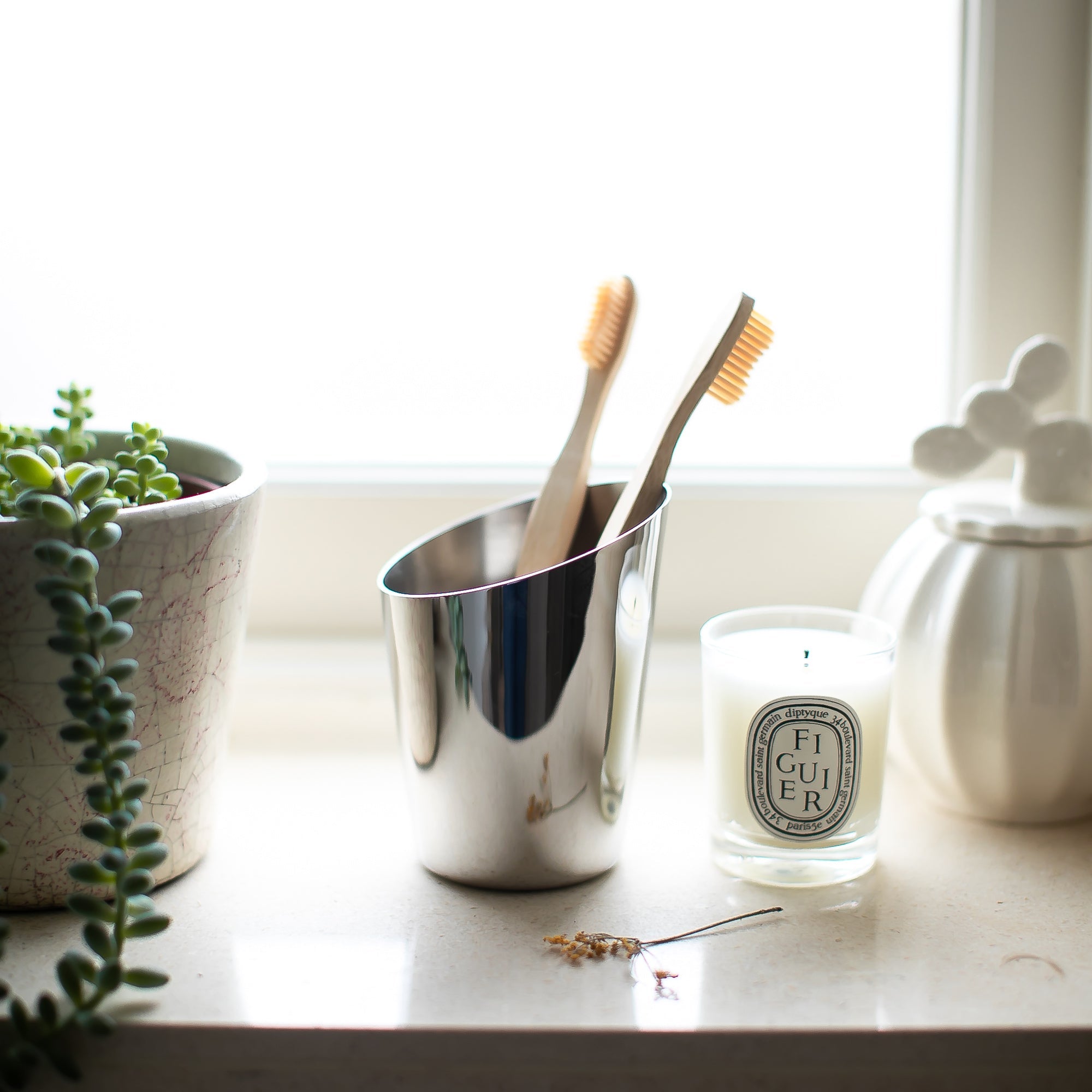 Robert Welch Oblique Toothbrush Holder