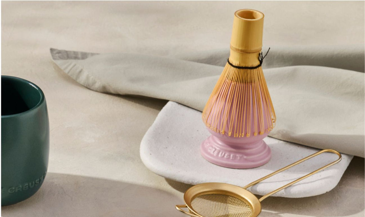 Le Creuset Matcha Whisk & Stand: Foret