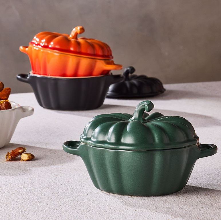 Le Creuset Halloween Stoneware 350ml Pumpkin Petite Round Casserole - Forêt