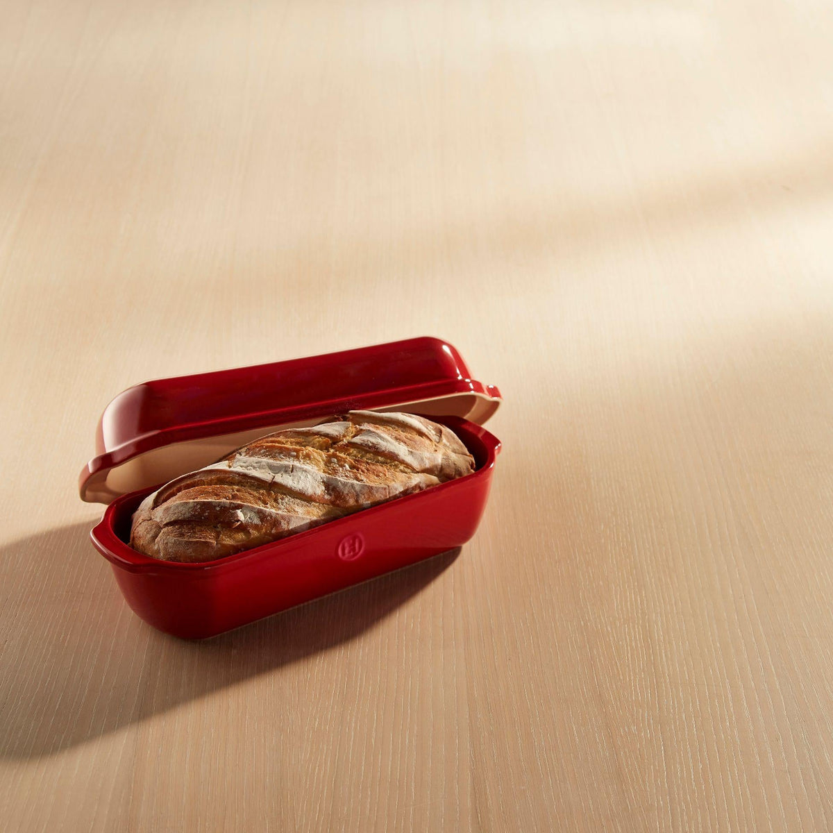 Emile Henry Large Bread Loaf Baker - Burgundy