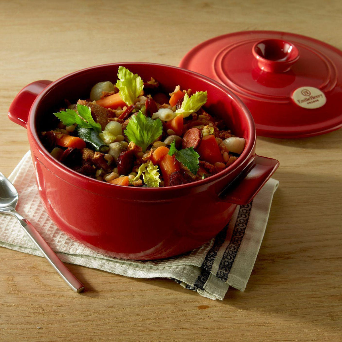 Emile Henry Oval Stewpot 6L - Charcoal