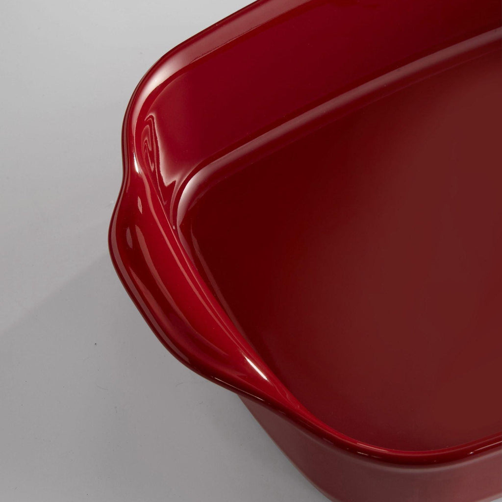 Emile Henry Medium Oven Dish - Burgundy