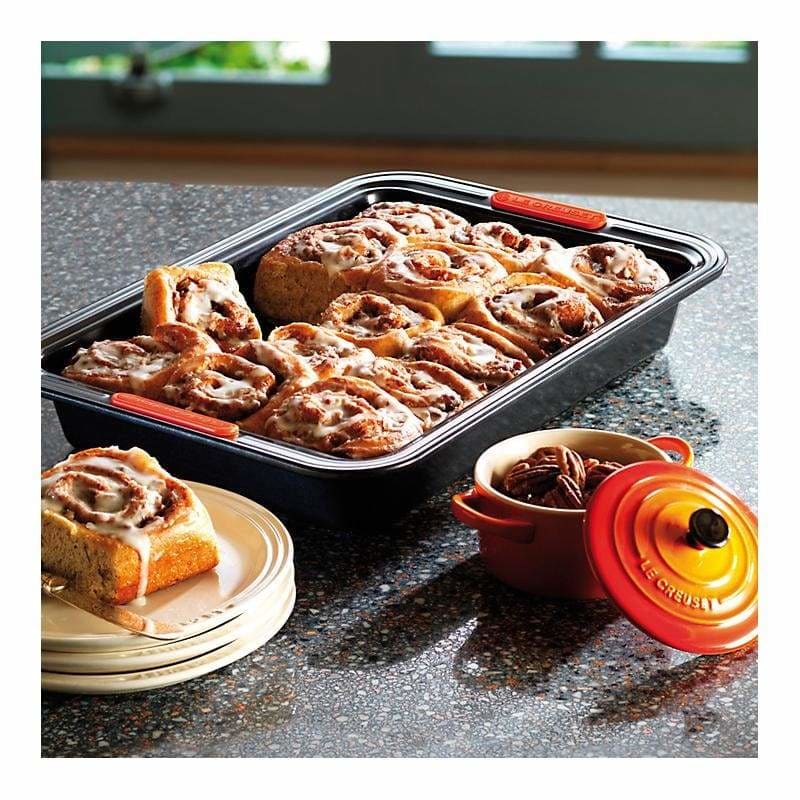 Le Creuset Rectangular Cake Tin