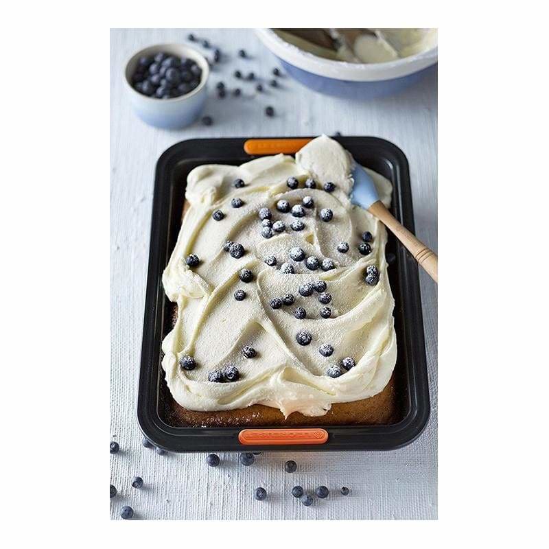 Le Creuset Rectangular Cake Tin