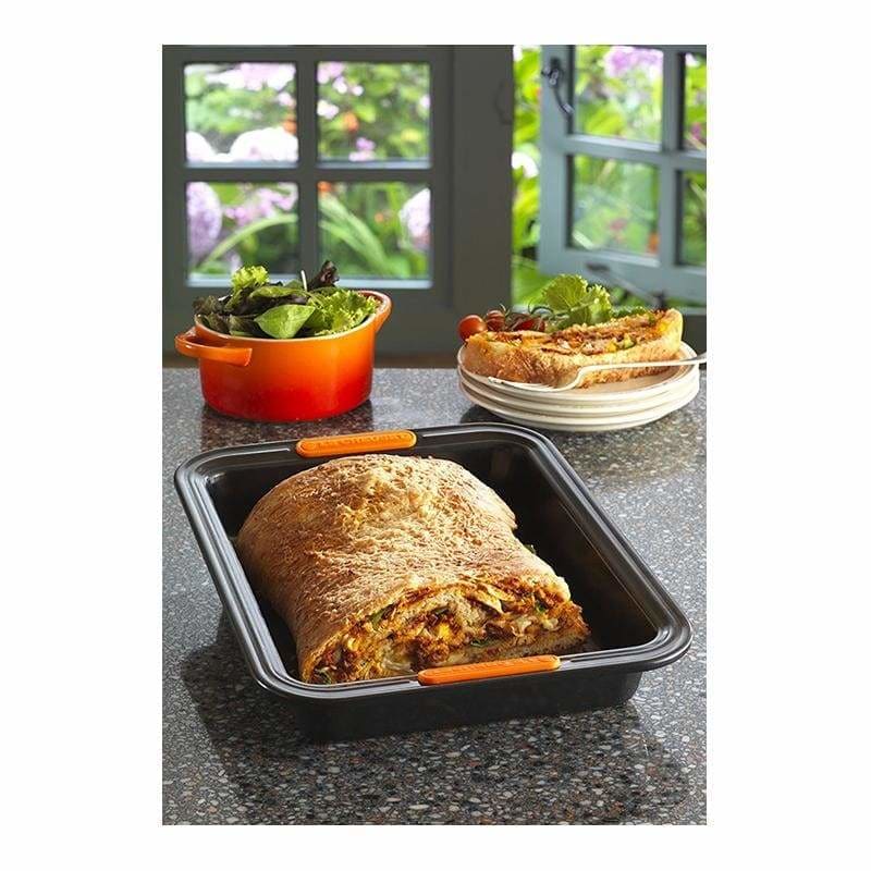Le Creuset Rectangular Cake Tin